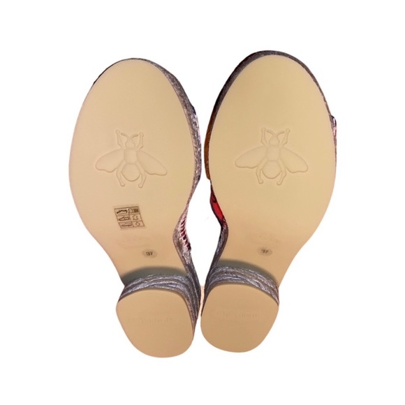 Gucci Marmont Multicolor GG Espadrille Canvas
Sandals Red/Pink Size 37 - Picture 4 of 5